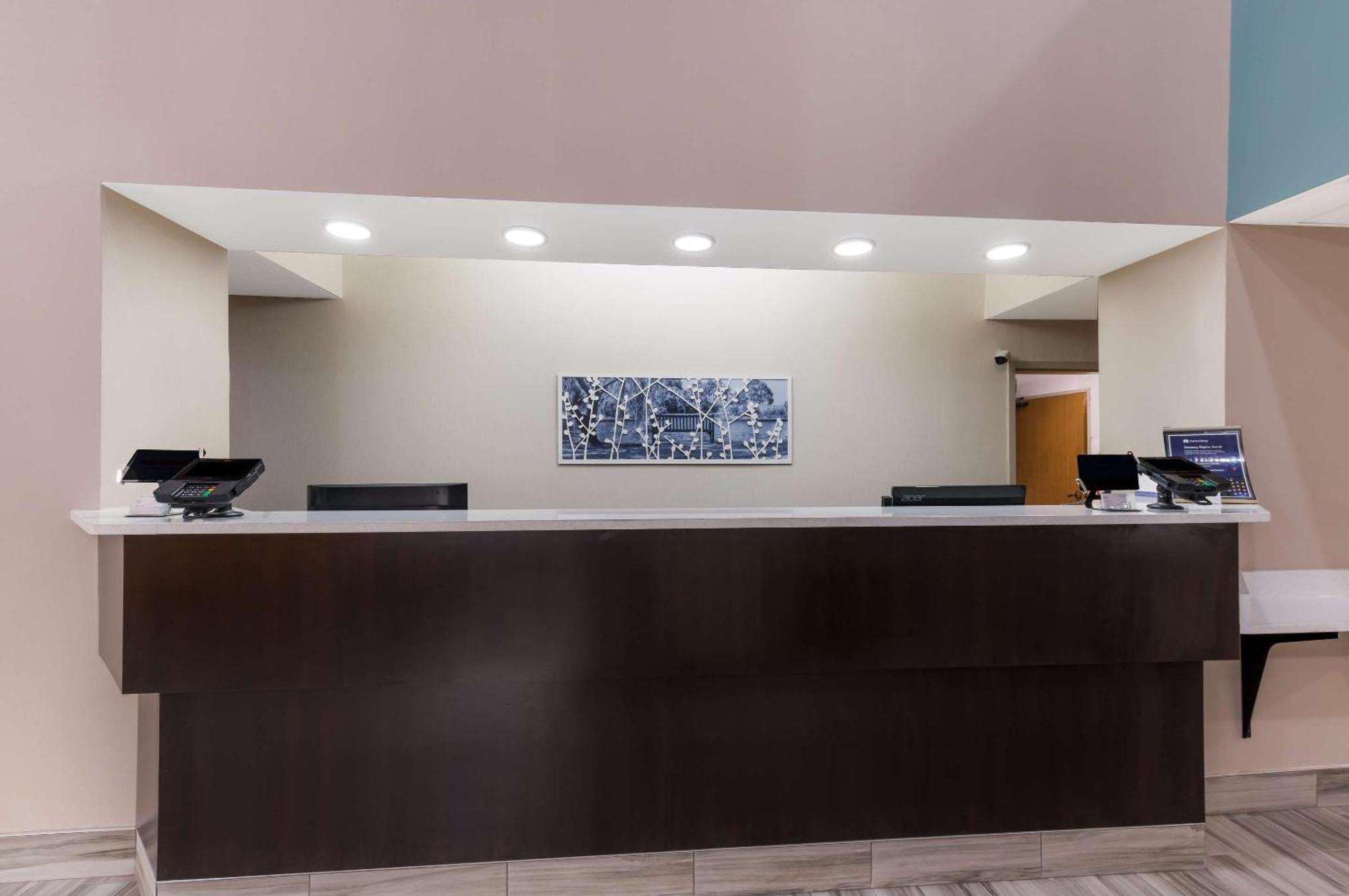 Inn Sleep Northlake Charlotte